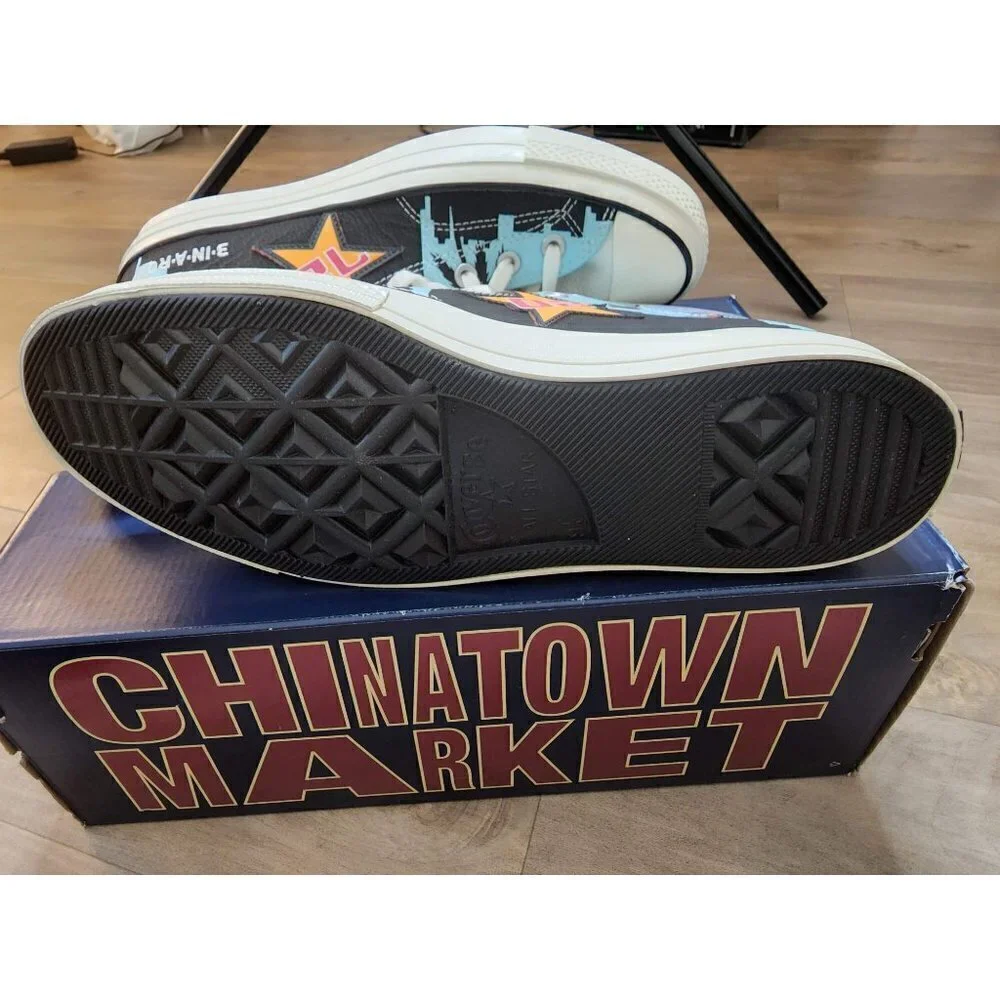 New in Box Converse X Chinatown Market Lakers Championship  Mens 9.5 Womens 11.5